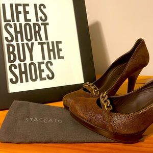 Staccato brown heel